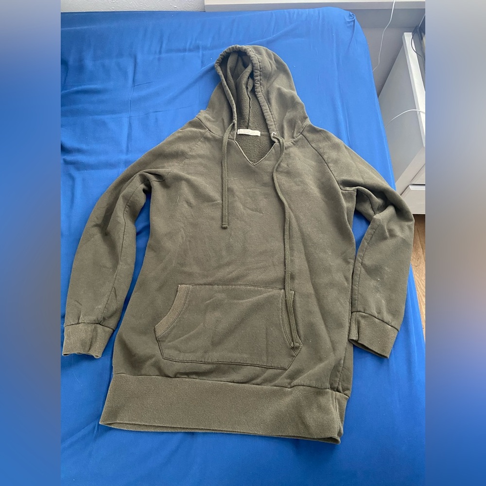 Dark Green sweatshirt